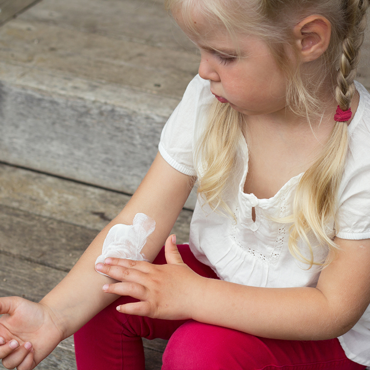 Применение геля на основе дифенгидрамина в лечении атопического дерматита у детей